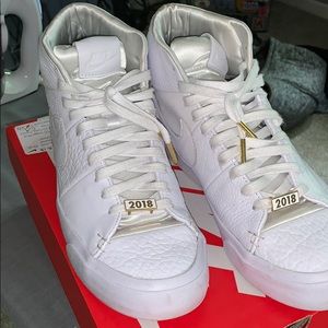 Nike sB Blazer Limited Edition size 10